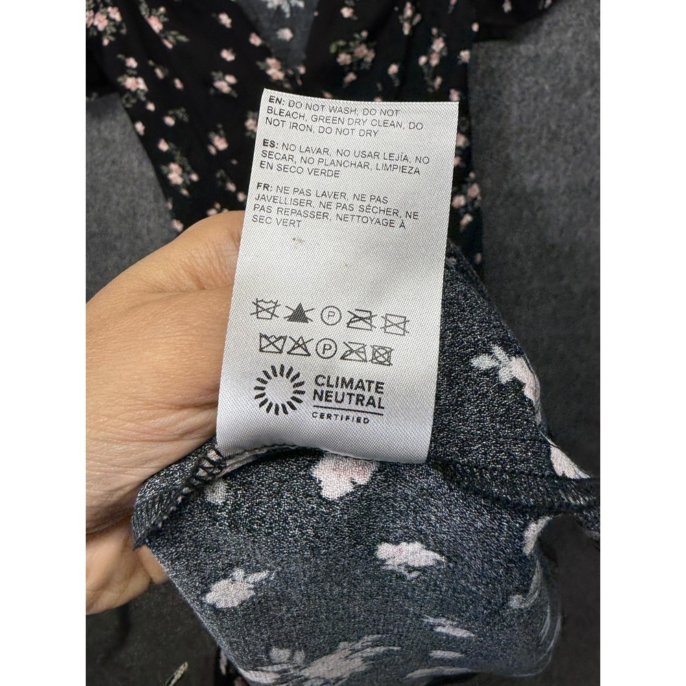 Reformation Dress Womens 4 Black Floral V-Neck Short Sleeve Button Front‎ Midi - Picture 13 of 15